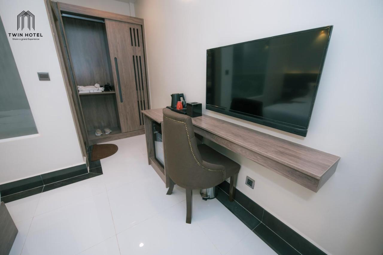 Twin Hotel Кампот Екстер'єр фото