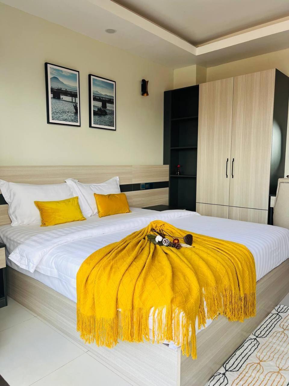 Twin Hotel Кампот Екстер'єр фото
