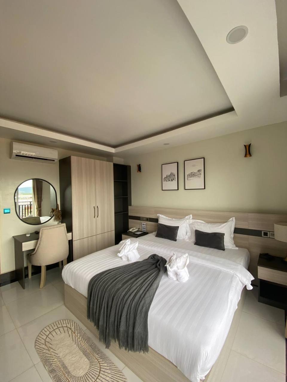 Twin Hotel Кампот Екстер'єр фото